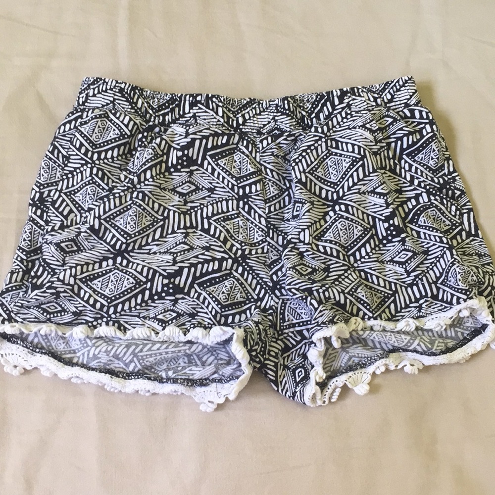 Arizona Girls Aztec Print Soft Shorts